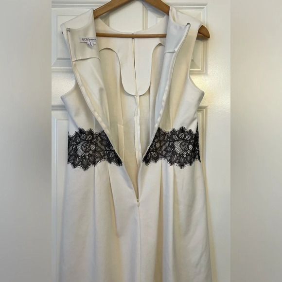 BCBG Generation Women’s dress Off White with black lace detail Size 12 - Picture 10 of 12